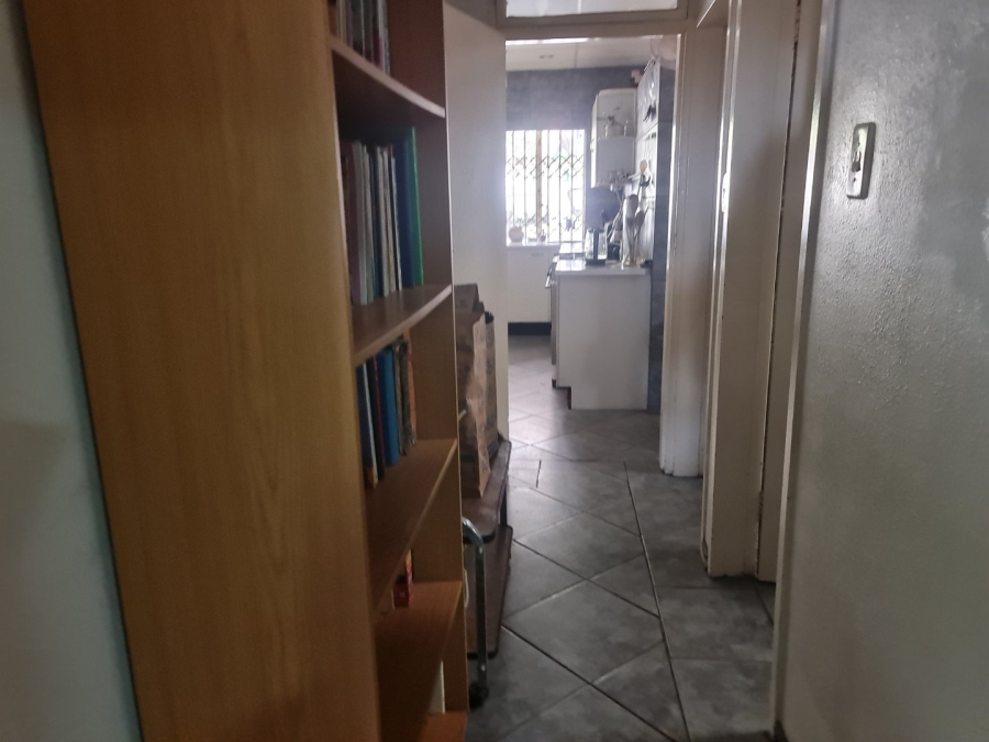 6 Bedroom Property for Sale in Protea Park North West